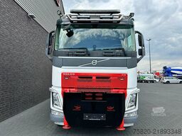 Volvo FH 8X4 BAKWAGEN MET FASSI F1150RA.2.28 XHE-DYNA...
