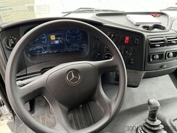 Mercedes-Benz Atego 1725 4x4 Refrigerator Truck