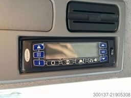 Mercedes-Benz Atego 1725 4x4 Refrigerator Truck