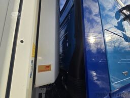 MERCEDES-BENZ 1845 Big Space LowLiner