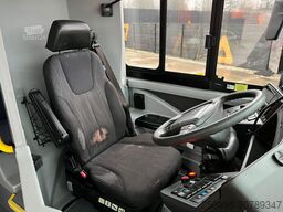 Volvo B8RLE 8900 4x2 47 SEATS / AC / AUXILIARY HEATING