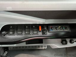 Volvo B8RLE 8900 4x2 47 SEATS / AC / AUXILIARY HEATING