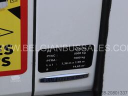 Mercedes-Benz Sprinter / 516 CDI / 7.4m / Euro 6 / Airco / 23pl