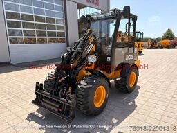 JCB 403 25PS Kabine BJ 26 NEU