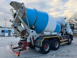 Iveco EUROTRAKKER Magirus 380E44