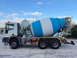 Iveco EUROTRAKKER Magirus 380E44