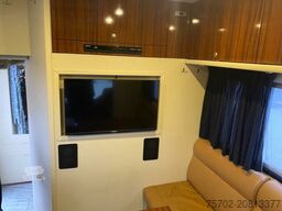 MAN TGS 26480 5 Pferde und Wohnung