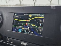 MERCEDES-BENZ SPRINTER 317 Bakwagen Laadklep!