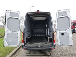 MERCEDES-BENZ SPRINTER 315 L2H2 RWD Mbux