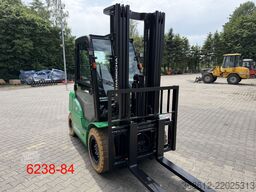 Hangcha CPD 35 XEY2HA-SI