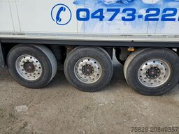 SCHMITZ CARGOBULL SCB*S3B / Carrier 1950 / 6247 St./ 7 cm Wand