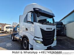 IVECO S-Way 460 AS LNG *Retarder/ACC/2xTank/LED/Leder