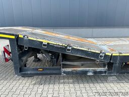 Broshuis 3ABSD Lowloader 3-axle / GVW: 59.000kg / Neck: ...