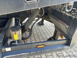 Broshuis 3ABSD Lowloader 3-axle / GVW: 59.000kg / Neck: ...