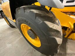 JCB 540-140
