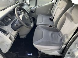 Opel Vivaro Combi 2.0i L2H1 9-persoons Airco Trekhaa...