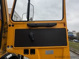 Unimog 427/12 U1600 1990 Schlepper