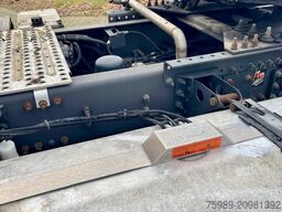 Renault T460 VF611A166KD029811  RETARDER, COMPRESSOR, A...