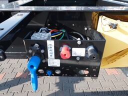 KRONE NACZEPA PODKONTENEROWA / NOWA / 2023 ROK / ROZS