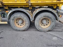 Renault Kerax 380.26 6x4 Kerax 380.26 6x4, Bordmatik links