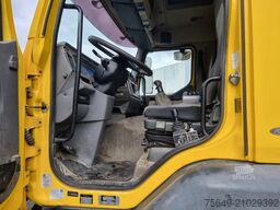 Renault Kerax 380.26 6x4 Kerax 380.26 6x4, Bordmatik links