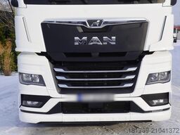 MAN TGX 28.510 6×2 / Sleeper cab