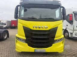 Iveco S-WAY 480 AT440 tractor unit / 2022