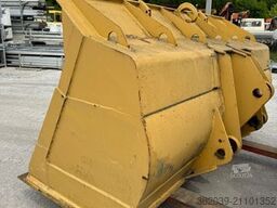 CATERPILLAR 966G ES NUR DER SCHAUFFEL 4,2 CUBIC WINKELBAUER