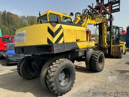 O&K MOBILBAGGER AUCH FÜR GLEISE