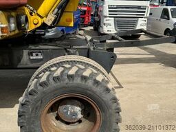 O&K MOBILBAGGER AUCH FÜR GLEISE