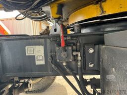 O&K MOBILBAGGER AUCH FÜR GLEISE