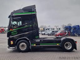 Volvo FH 13.500 Globetrotter 4x2 - PTO/Hydraulic - Ni...