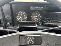 VOLKSWAGEN LT-28 Westfalia
