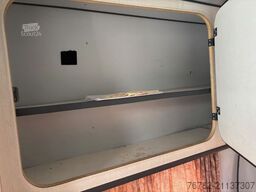 VOLKSWAGEN LT-28 Westfalia