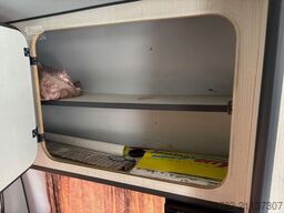 VOLKSWAGEN LT-28 Westfalia