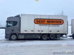 Scania R530 box truck with 2023 Trailerbygg box trailer –