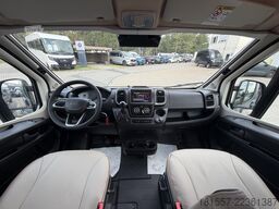 BÜRSTNER B66 C 600 Schlafdach / Automatik