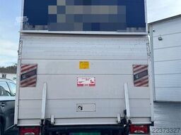 Iveco 35S16 Box truck w/ side door and lift