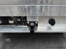 RENAULT Master Abschleppwagen AHK Klima VDI2700