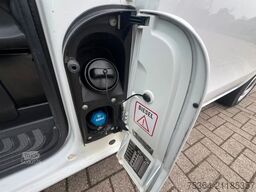 MERCEDES-BENZ Vito 111 Cdi BlueTEC 9 Sitze Klima Navi Tempomat