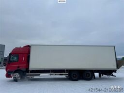 DAF CF 75.360 box truck with tail lift
