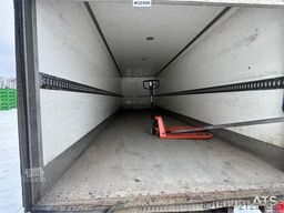 DAF CF 75.360 box truck with tail lift