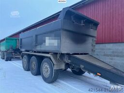 Istrail tri-axle trailer