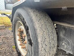 Istrail triple-axle trailer