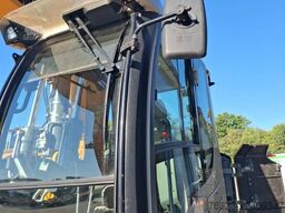 Liebherr R 914 Compact Litronic