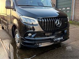 Mercedes Sprinter 519 CDI LuxuryLine Minibus