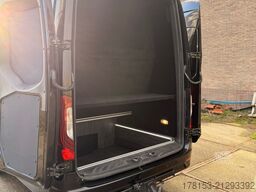 Mercedes Sprinter 519 CDI LuxuryLine Minibus