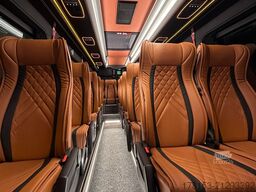 Mercedes Sprinter 519 CDI LuxuryLine Minibus