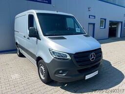 MERCEDES-BENZ Sprinter 314 AUTOMATIK NAVI DISTRONIC KAMERA LED