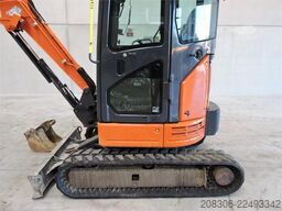 HITACHI ZX26U